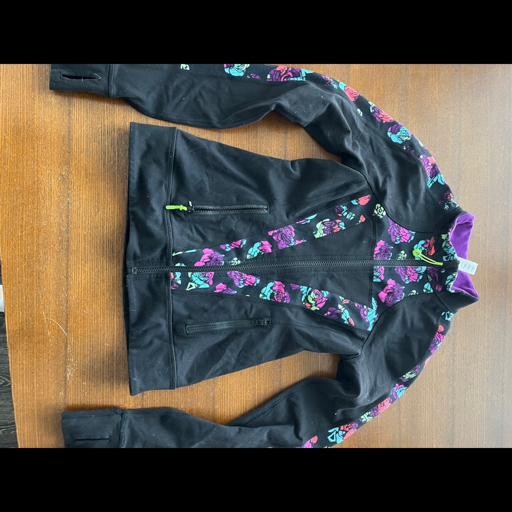 Iviva zip up jacket